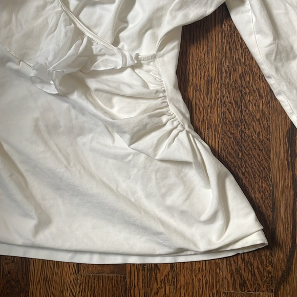 Anne Fontaine white ruffle collar 3/4 sleeve blouse, size European 42, US 8 - Picture 9 of 11